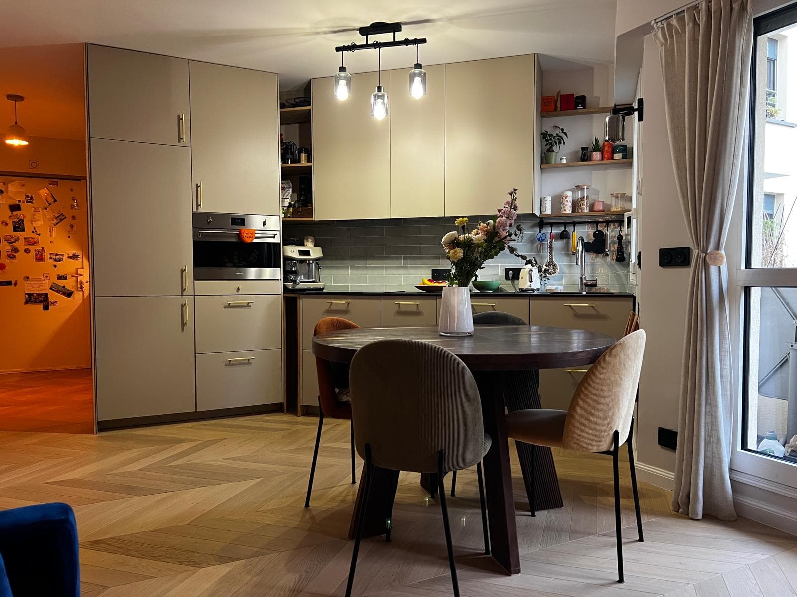 Cuisine ouverte après rénovation complète