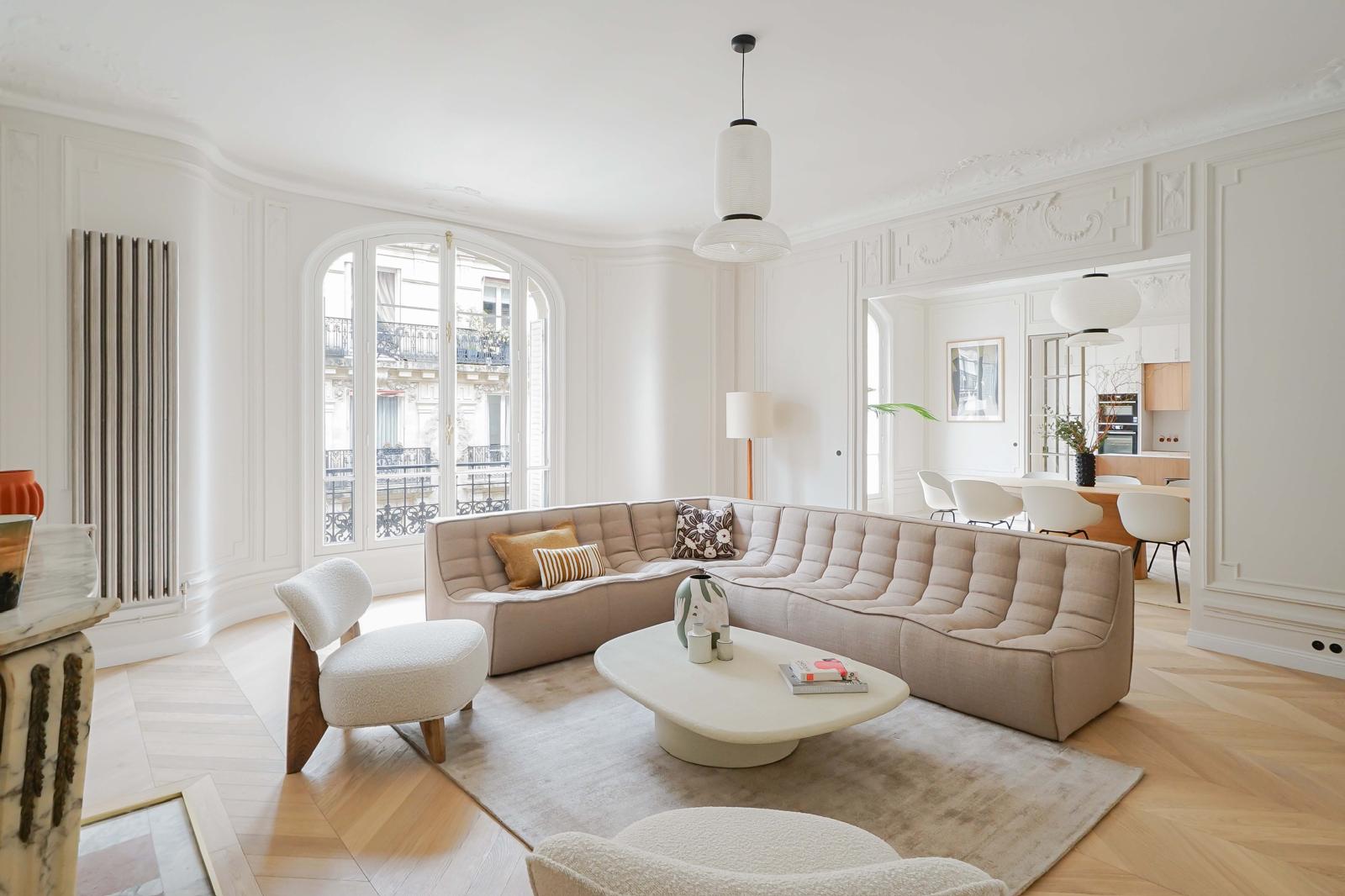 Rénovation appartement haussmannien - Salon spacieux